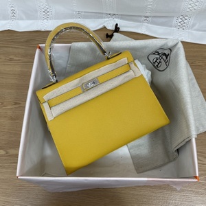 Hermes Handbags 212